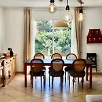 Maison De Proche De La Bergerie * 耶尔