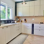 度假居 Maison De Proche De La Bergerie 耶尔