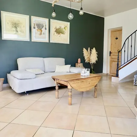 Maison De Proche De La Bergerie Будинок відпочинку *