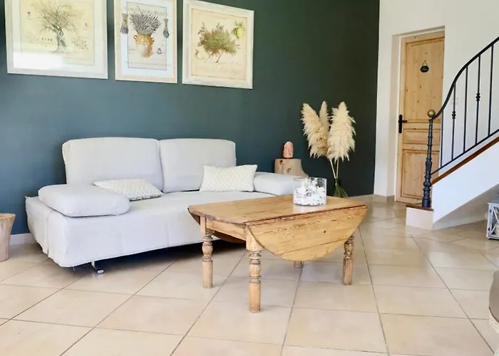 Maison De Proche De La Bergerie Holiday home *